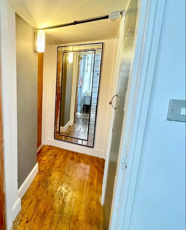 Al-Fresco Apartment - 1 FREE PRIVATE PARKING SPACE - 60 SECOND WALK 2 MINSTER! York