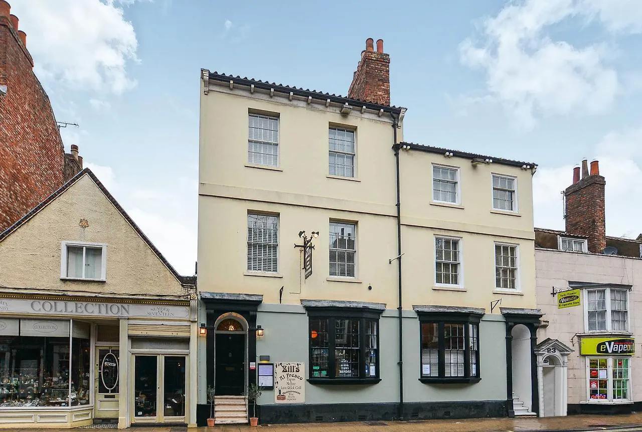 The Location- 1 Free Private Parking Space - 60 Second Walk 2 Minster! York 0*,  Storbritannien